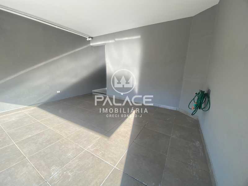 Casa para alugar com 3 quartos, 174m² - Foto 2
