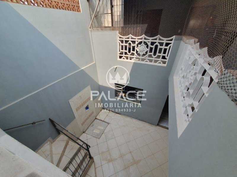 Casa à venda com 2 quartos, 125m² - Foto 10