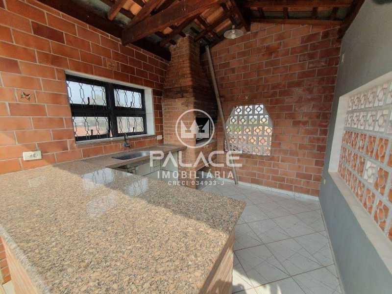 Casa à venda com 2 quartos, 125m² - Foto 13