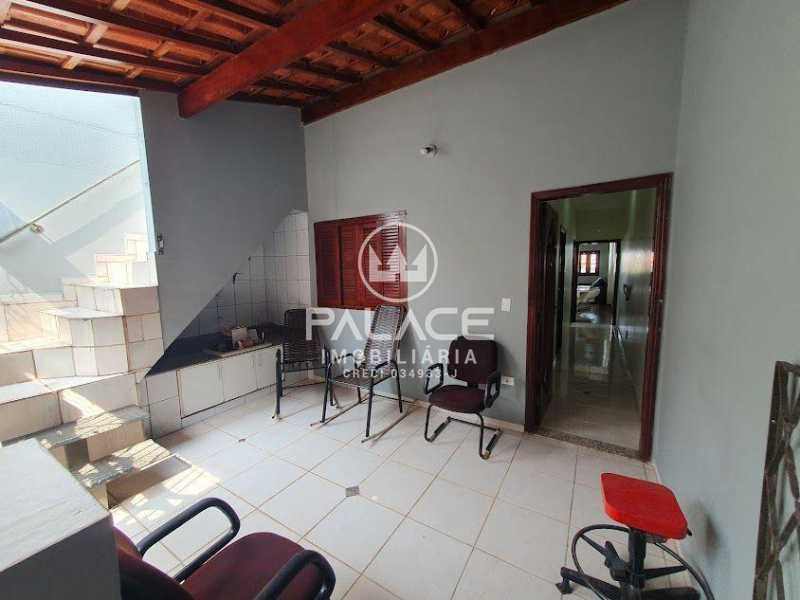 Casa à venda com 2 quartos, 125m² - Foto 15