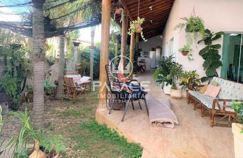 Casa à venda com 3 quartos, 262m² - Foto 6