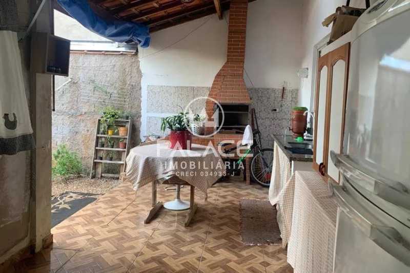 Casa à venda com 3 quartos, 262m² - Foto 11