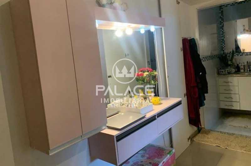 Casa à venda com 3 quartos, 262m² - Foto 16