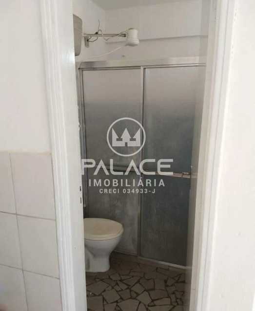 Casa à venda com 4 quartos, 250m² - Foto 11
