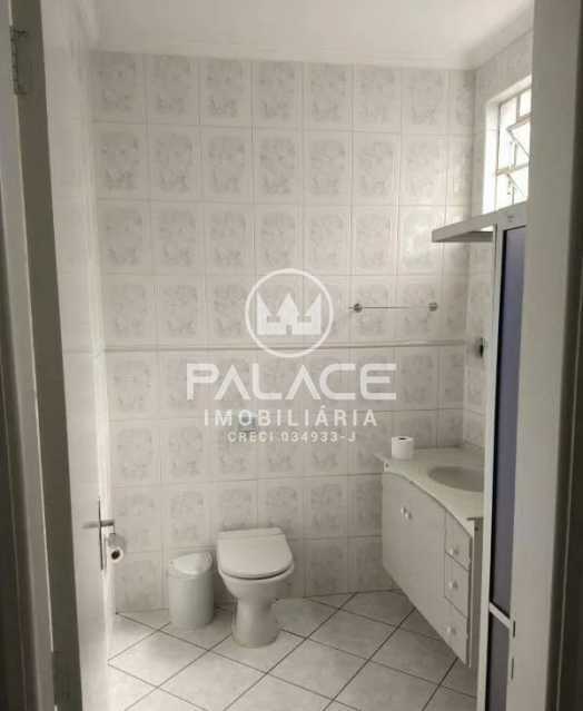 Casa à venda com 4 quartos, 250m² - Foto 13