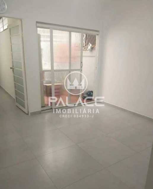 Casa à venda com 4 quartos, 250m² - Foto 14