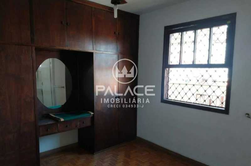 Casa à venda com 4 quartos, 250m² - Foto 16