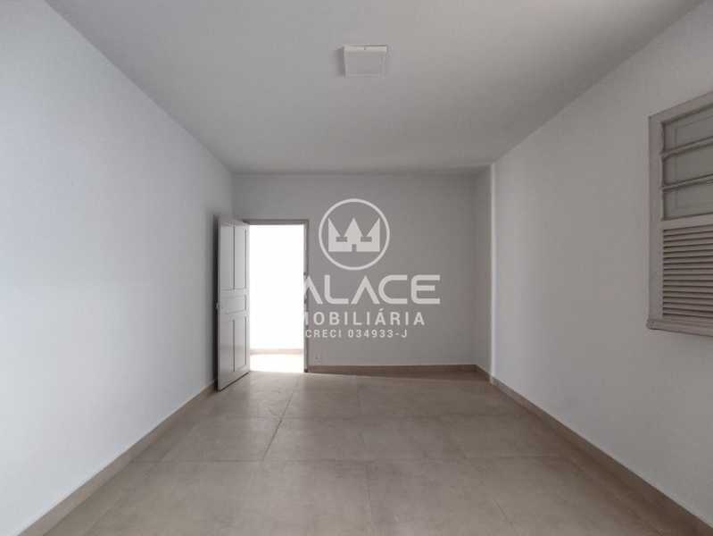 Casa para alugar com 2 quartos, 152m² - Foto 15