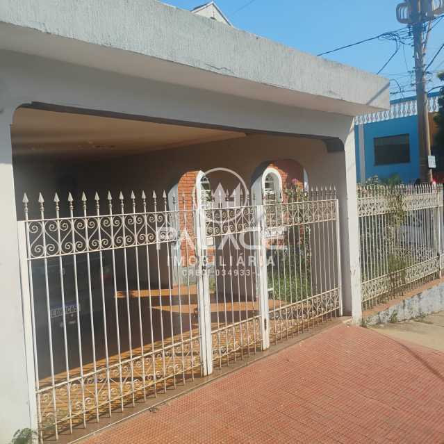 Casa Comercial para alugar com 3 quartos, 45m² - Foto 1