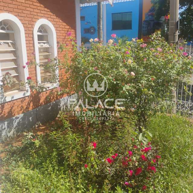 Casa Comercial para alugar com 3 quartos, 45m² - Foto 2