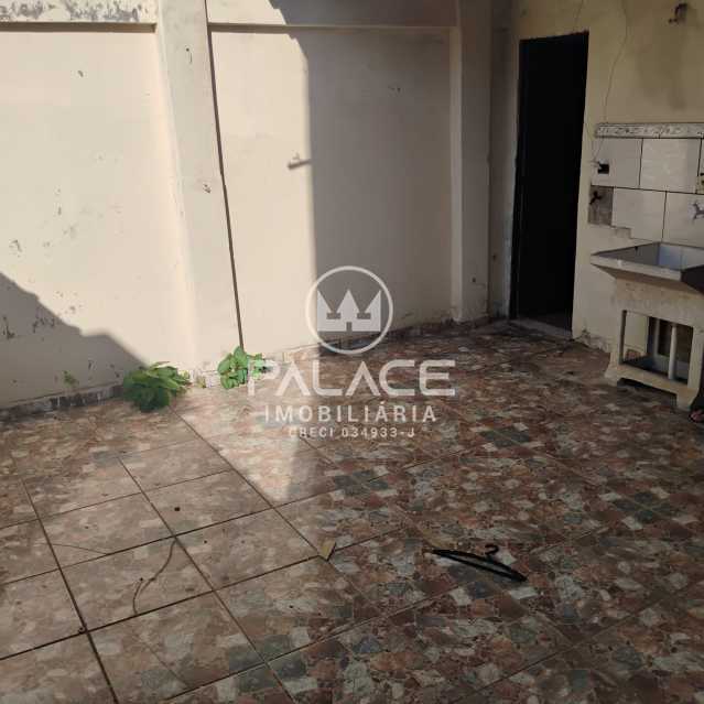 Casa para alugar com 3 quartos, 198m² - Foto 23