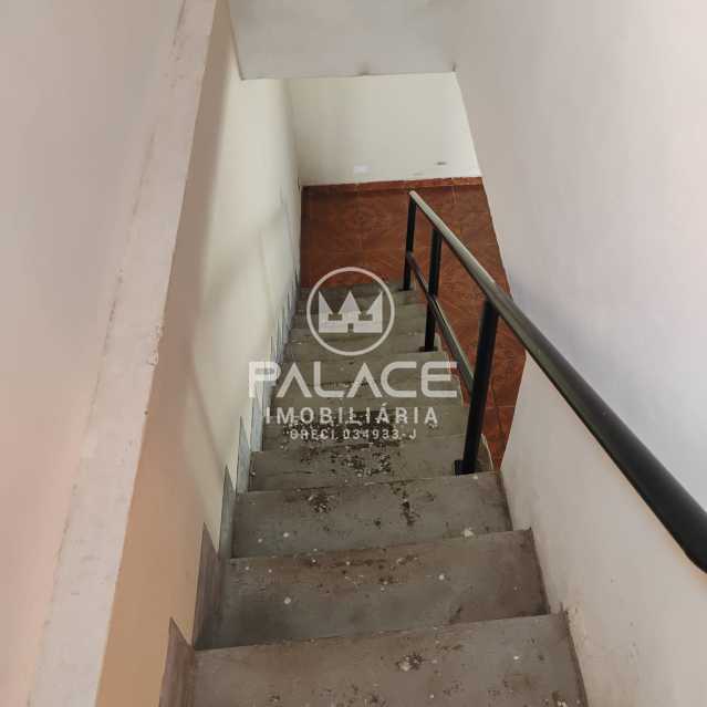 Casa para alugar com 3 quartos, 198m² - Foto 8