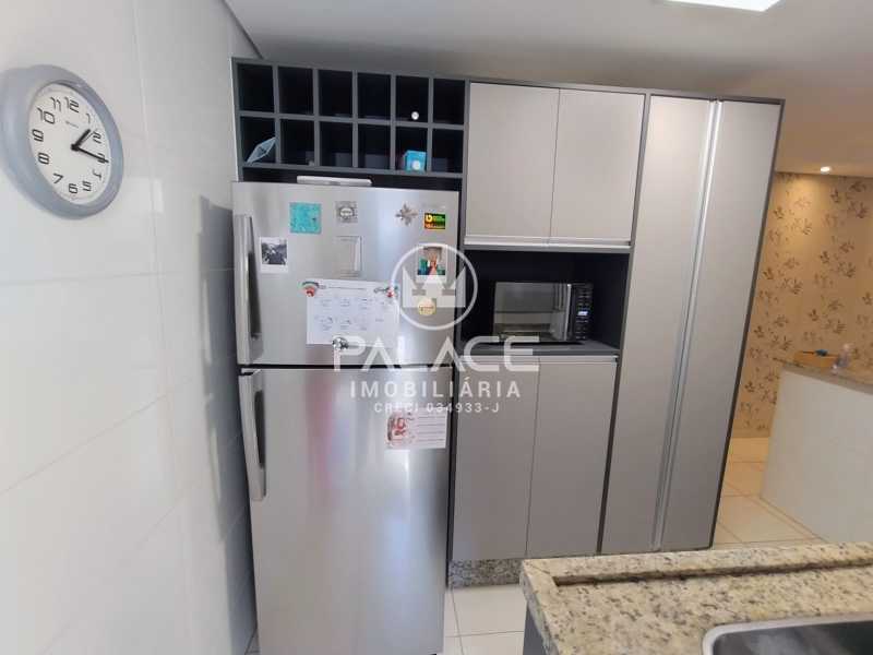 Apartamento à venda com 3 quartos, 70m² - Foto 13