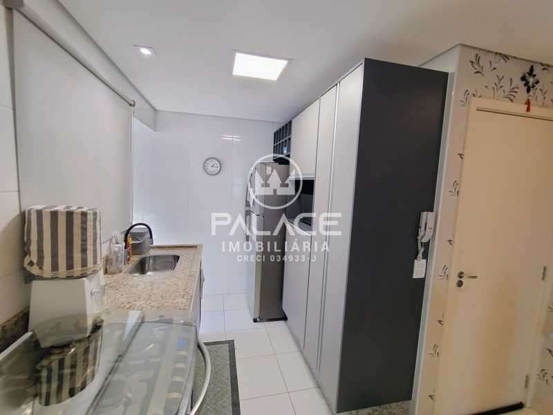 Apartamento à venda com 3 quartos, 70m² - Foto 12