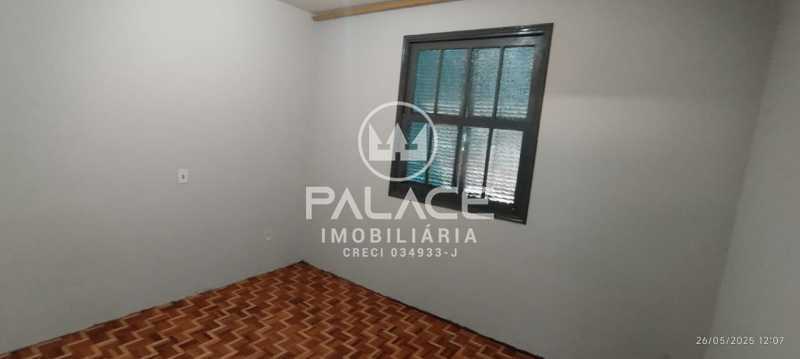 Casa para alugar com 4 quartos, 250m² - Foto 13