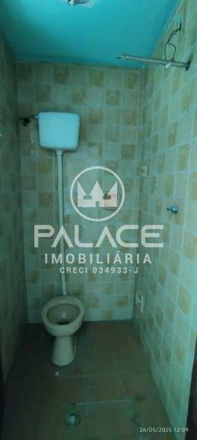 Casa para alugar com 4 quartos, 250m² - Foto 26