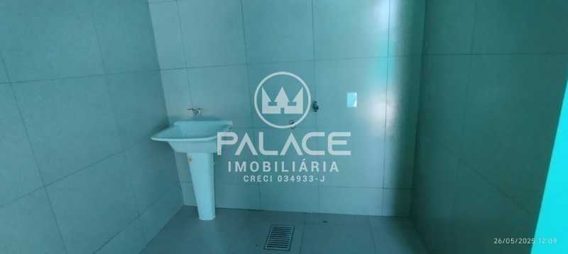 Casa para alugar com 4 quartos, 250m² - Foto 27