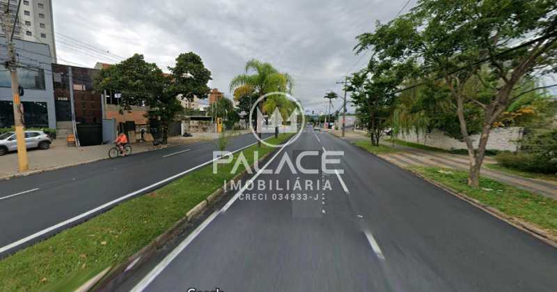 Casa à venda e aluguel com 5 quartos, 401m² - Foto 9