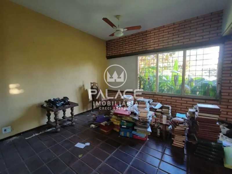 Casa à venda e aluguel com 5 quartos, 401m² - Foto 7
