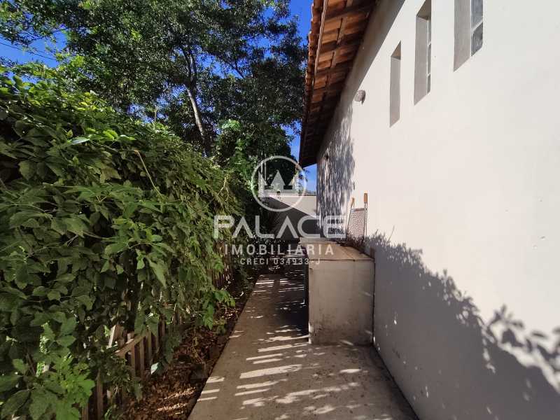 Casa de Condomínio para alugar com 2 quartos, 157m² - Foto 23