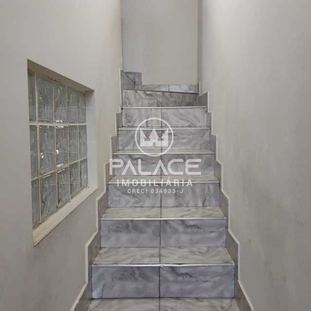 Casa para alugar com 5 quartos, 108m² - Foto 23