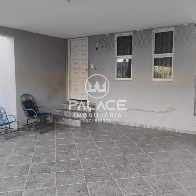 Casa para alugar com 5 quartos, 108m² - Foto 3