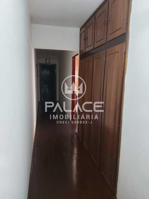 Casa à venda com 3 quartos, 219m² - Foto 22