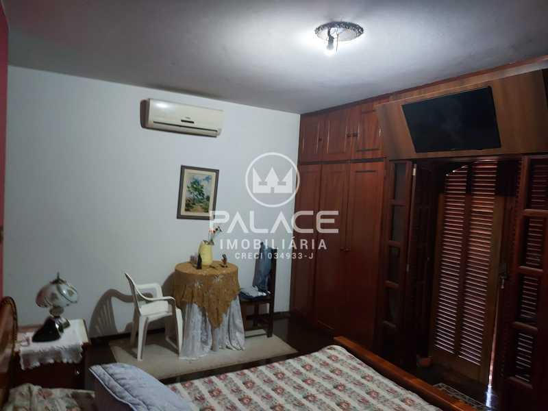 Casa à venda com 3 quartos, 219m² - Foto 25
