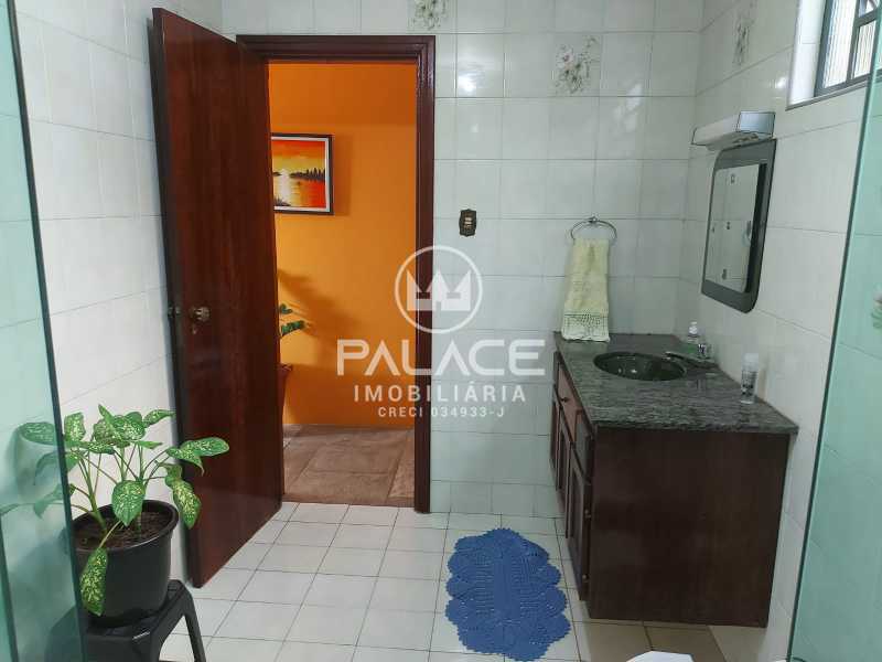 Casa à venda com 3 quartos, 219m² - Foto 20