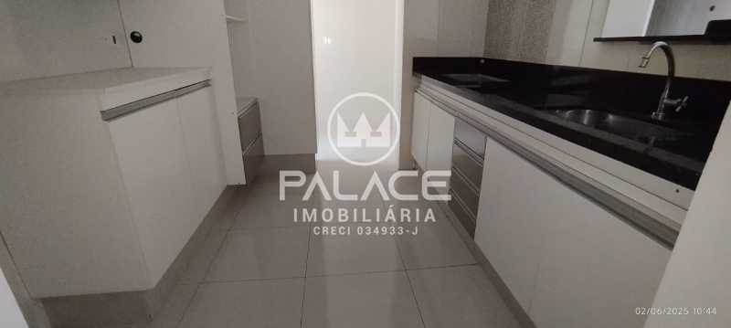 Apartamento para alugar com 3 quartos, 87m² - Foto 15