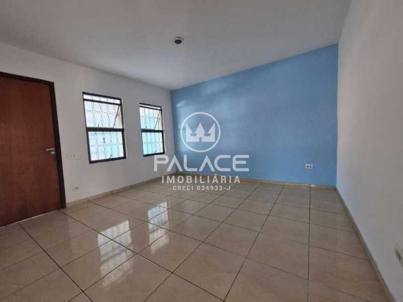 Casa para alugar com 2 quartos, 80m² - Foto 4