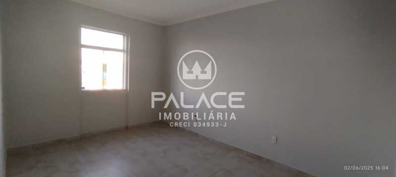 Casa Comercial para alugar com 3 quartos, 200m² - Foto 24
