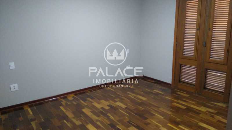 Casa à venda com 3 quartos, 310m² - Foto 16