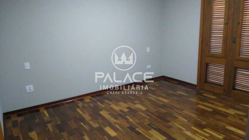 Casa à venda com 3 quartos, 310m² - Foto 17