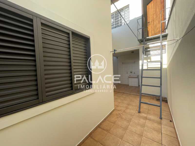 Casa para alugar com 3 quartos, 144m² - Foto 28
