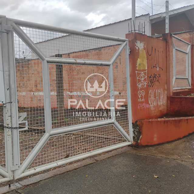 Terreno para alugar, 650m² - Foto 1