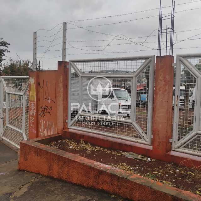 Terreno para alugar, 650m² - Foto 2