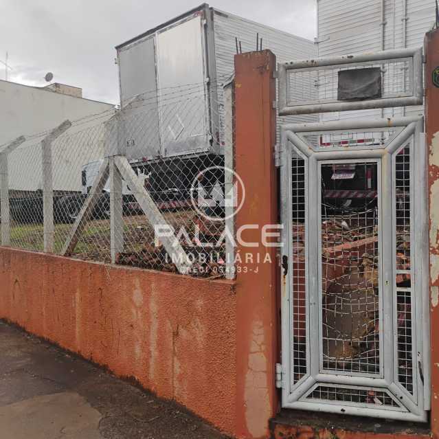 Terreno para alugar, 650m² - Foto 9