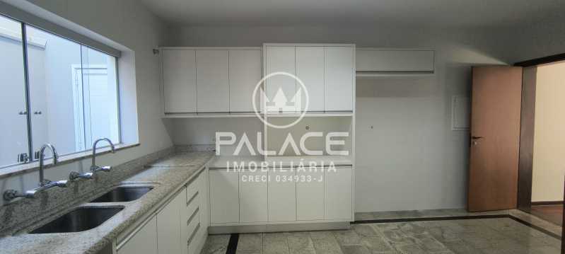 Casa de Condomínio à venda e aluguel com 4 quartos, 335m² - Foto 15