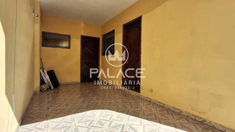 Casa à venda com 3 quartos, 121m² - Foto 3