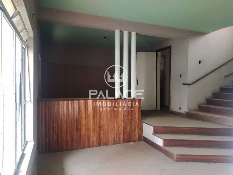 Casa à venda com 3 quartos, 298m² - Foto 3