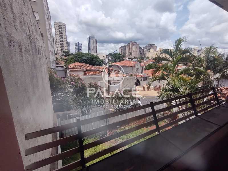 Casa à venda com 3 quartos, 298m² - Foto 16