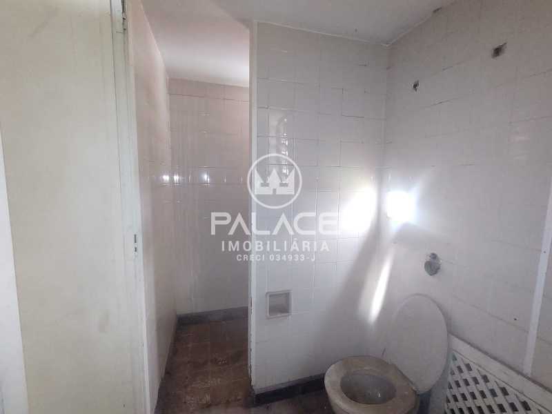 Casa à venda com 3 quartos, 298m² - Foto 21