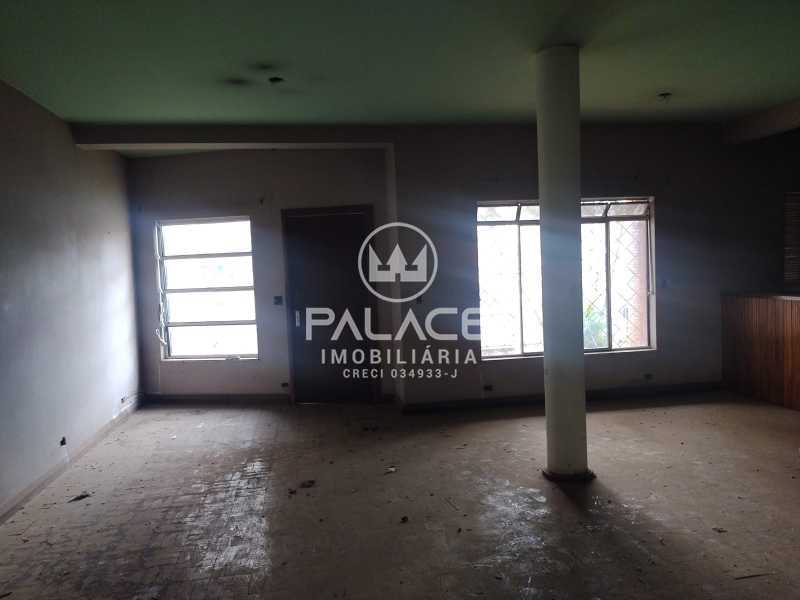 Casa à venda com 3 quartos, 298m² - Foto 24