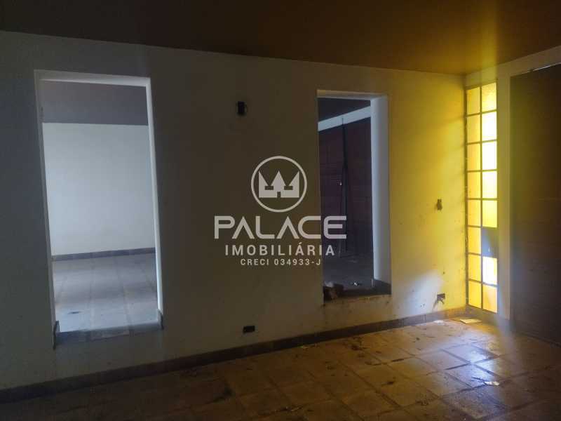 Casa à venda com 3 quartos, 366m² - Foto 5