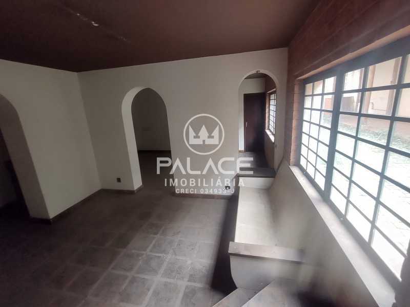 Casa à venda com 3 quartos, 366m² - Foto 15