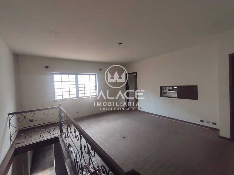 Casa à venda com 3 quartos, 366m² - Foto 16