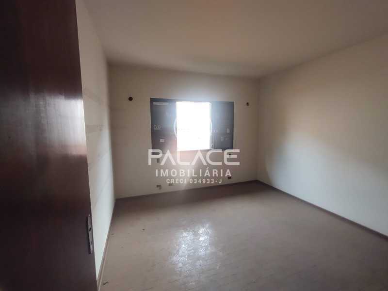 Casa à venda com 3 quartos, 366m² - Foto 23