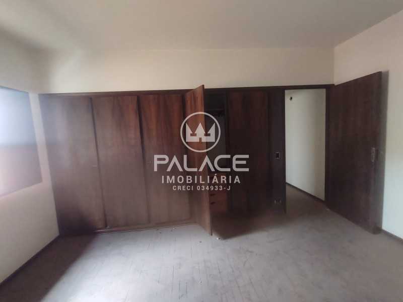 Casa à venda com 3 quartos, 366m² - Foto 29