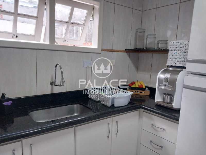 Casa à venda com 2 quartos, 94m² - Foto 9